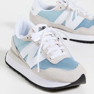 New Balance 327 Sneakers